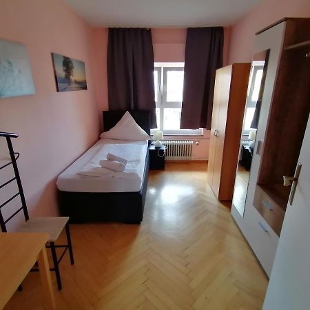 Hotel La Stella à Süßen Extérieur photo